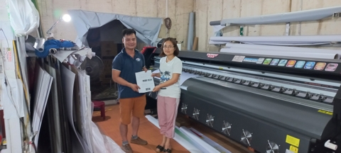 Chị Phúc- Máy in bạt T5
