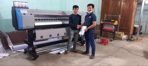 Anh Tòng- Máy in decal