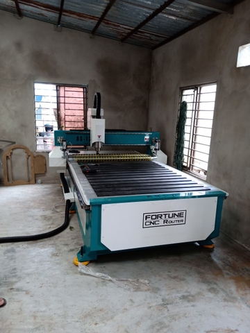 Nội thất anh Dũng - Máy cắt CNC-1325