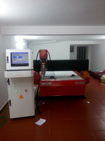 Quảng cáo Anh Lăng - Máy cắt CNC1325
