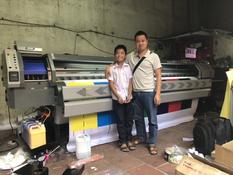 Quảng cáo Gia Bảo - Máy in bạt Taimes T5