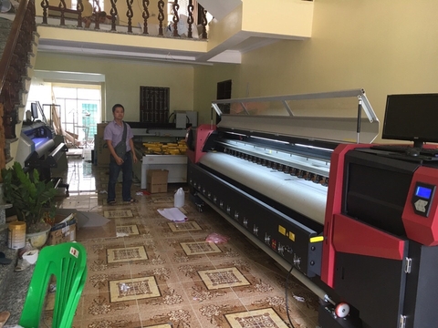 Quảng cáo Huyền Quảng - Máy in bạt, máy cắt CNC