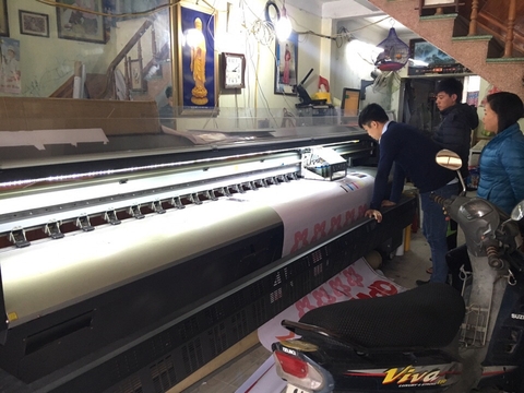 Quảng cáo Tiến Vịnh - Máy in bạt