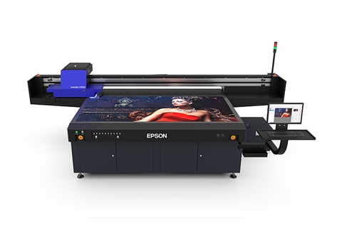 Máy In UV Phẳng Epson SureColor SC-V7000: Định Nghĩa Tiêu Chuẩn Cao Cấp
