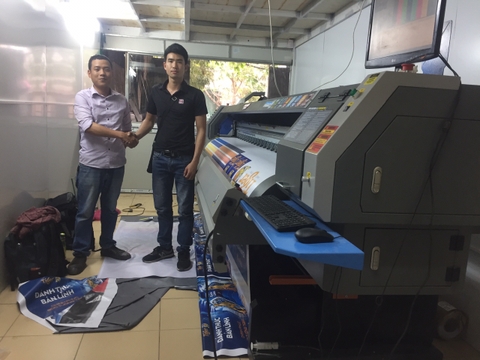 Công ty TNHH quảng cáo Tùng Anh - Máy in bạt Taimes T5S