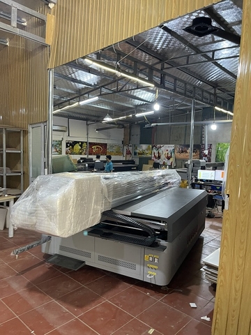 Khách tại Ninh Bình- Máy in UV Taimes 2513