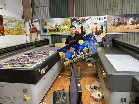 Ninh Bình Anh Tuyển- Máy in UV phẳng Taimes 2513 thứ 2