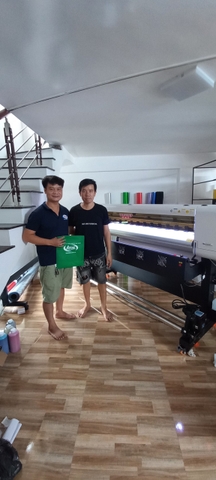 Anh Tiến- Máy in decal khổ 1m6