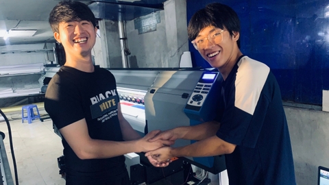 Quảng cáo Thời Đại- Máy in decal Taimes 1m8