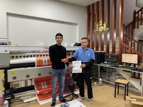 Anh Trường- Máy in decal 1m8