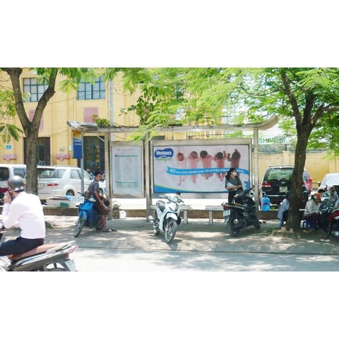 Hoàng Cầu - Trước cung Thế Thao