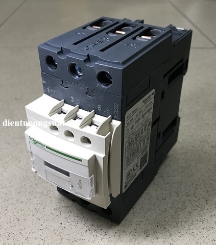 Khởi động từ 3 pha Schneider LC1D50AM7