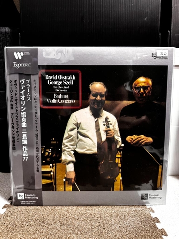 David Oistrakh, George Szell, The Cleveland Orchestra - Brahms Violin Concerto