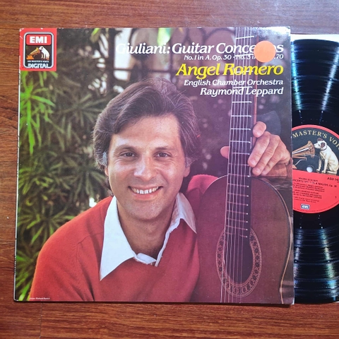 Angel Romero, English Chamber Orchestra, Raymond Leppard – Guitar Concertos No. 1 In A, Op. 30 / No. 3 In F, Op. 70