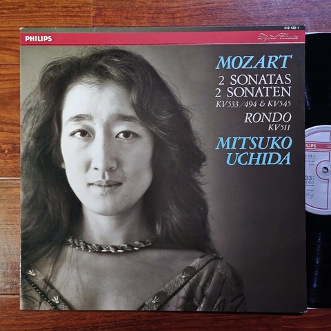2 Sonatas = (KV 533/494 & KV 545) / Rondo (KV 511)