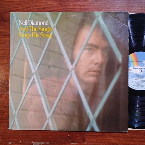 Neil Diamond – And The Singer Sings His Song