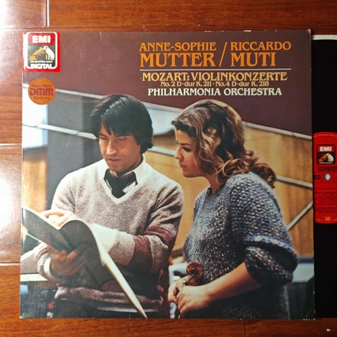 Anne-Sophie Mutter / Riccardo Muti / Philharmonia Orchestra – Violin Concertos No. 2 in D major, K. 211 / No. 4 in D major, K. 218