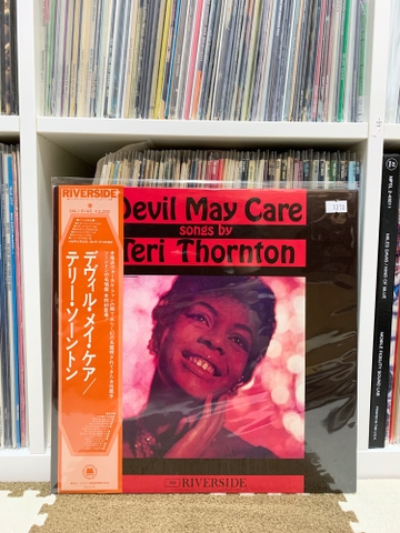 Teri Thornton - Devil may care