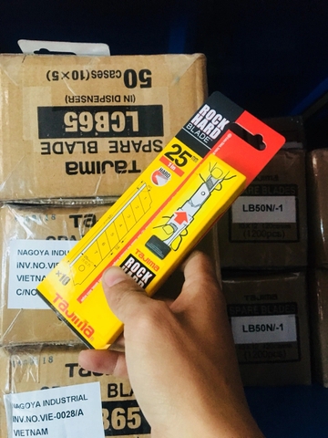 Lưỡi dao rọc giấy 25mm LCB-65