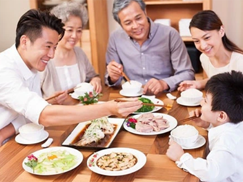 Thời điểm ăn tối tốt cho sức khỏe