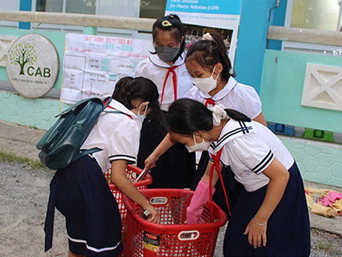 Khởi động dự án giảm sử dụng nhựa một lần trong trường học