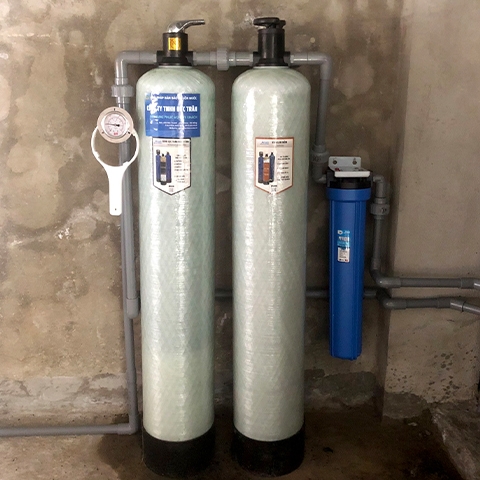 Combo bộ lọc nước sinh hoạt và máy lọc nước RO cho khách tại Phan Triêm, Đà Nẵng
