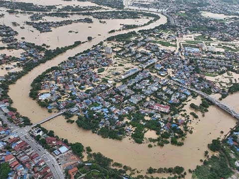 Thời tiết miền Bắc: Hà Nội có thể giông lốc 2-3 giờ tới