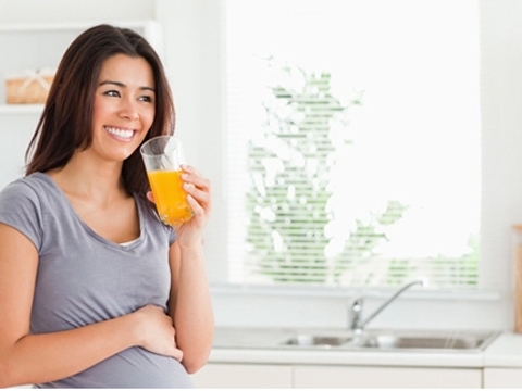 Bà bầu nên uống gì ? Các loại nước uống tốt cho bà bầu !