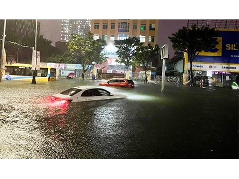 Vì sao Đà Nẵng ngập 'chưa từng thấy'?