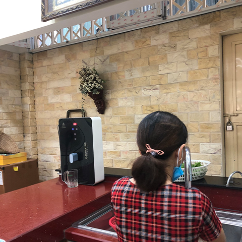 Nước ion kiềm: Bí mật cho một sức khỏe tốt hơn?