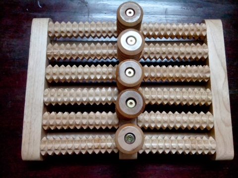 Bàn lăn Massage chân