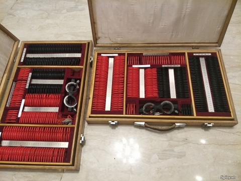 BỘ KÍNH ĐO CẬN THỊ (BỘ KÍNH ĐO ĐỘ )