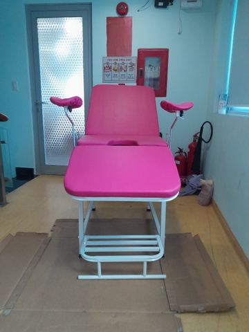 BÀN KHÁM SẢN PHỤ KHOA