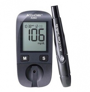 Máy đo đường huyết Accu Chek Active