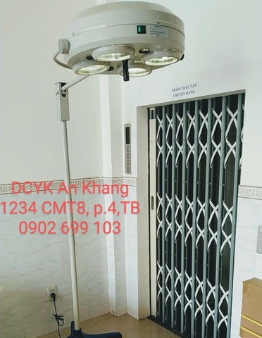 ĐÈN MỔ TREO TRẦN 4 BÓNG