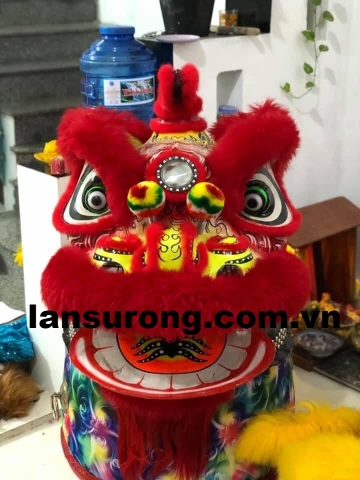 Đầu lân lông cừu- Lân miệng tròn màu đỏ