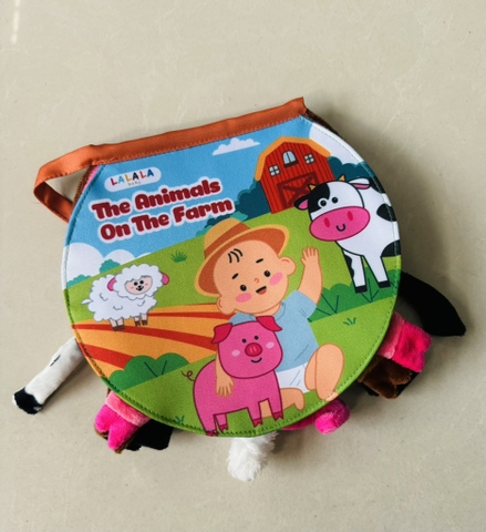 Sách Vải The Animals On The Farm - Vật Liệu Vải Đa Dạng Cho Bé Phát Triển Đa Giác Quan - Lalala Baby