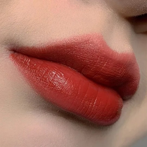 Son Gucci: Nét Đẹp Táo Bạo và Độc Đáo tại Mochi Peachy