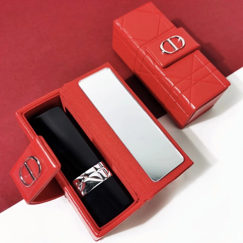Dior Case Beauty Lip Lipstick ( Đỏ )