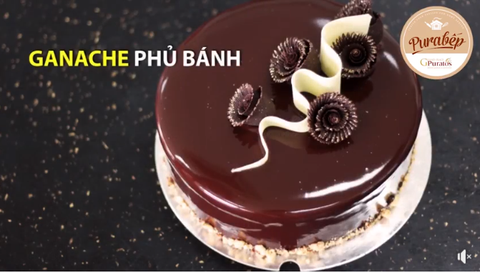 Cho Bánh Thêm Ngon, Mẹ Chọn Sốt Socola Ganache