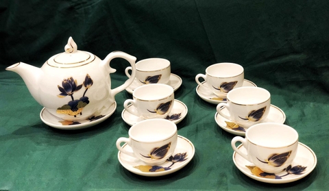 Bộ trà ấm tròn sen xanh tím vàng kim