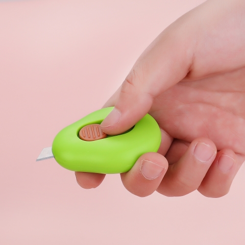 Dao Rọc Giấy Bơ RC1597