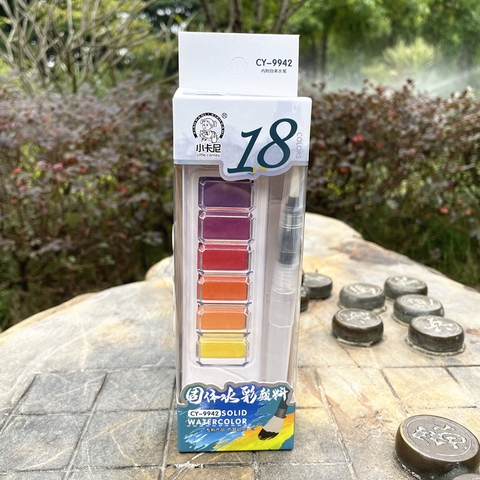 Hộp 18 Màu Nén NT45