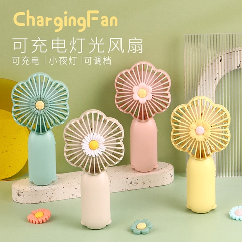 Quạt Sạc RC04515