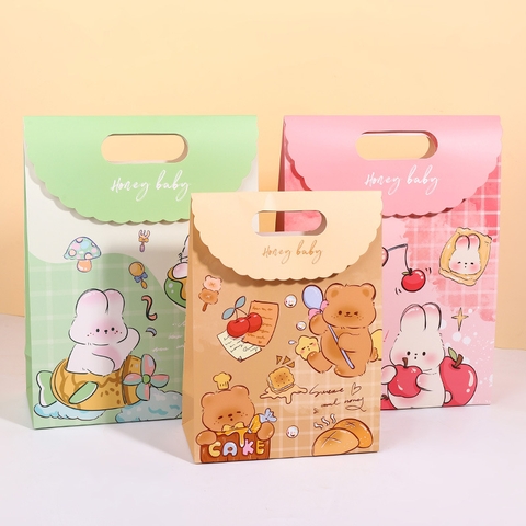 Túi Qùa Nắp 26.5*19*9 cm Trung