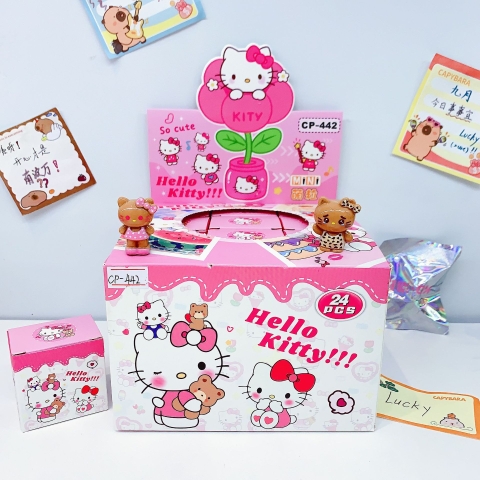 Hộp 24 Charm Kitty RC3369