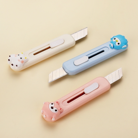 Dao Rọc Giấy Shif8131 RC04760