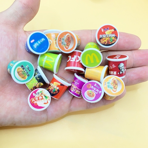 Set 50 Charm Ly Mì RC2480