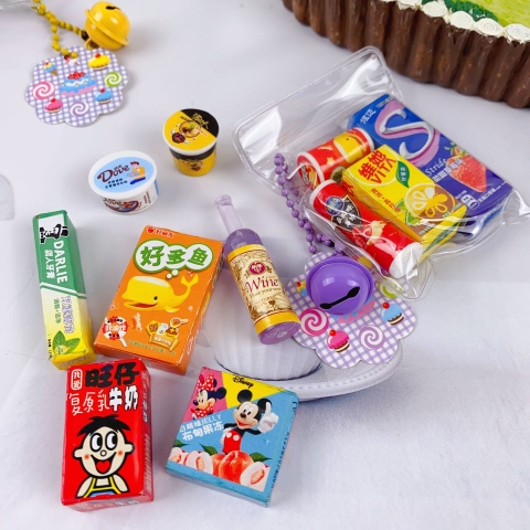 Hộp 21 Túi Charm Bánh Nước RC3072