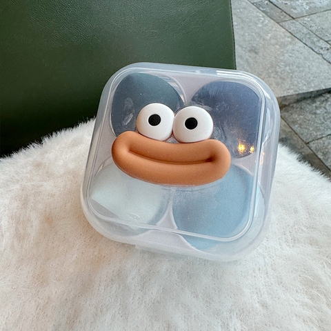 Hộp 4 Mút Trang Điểm NT152